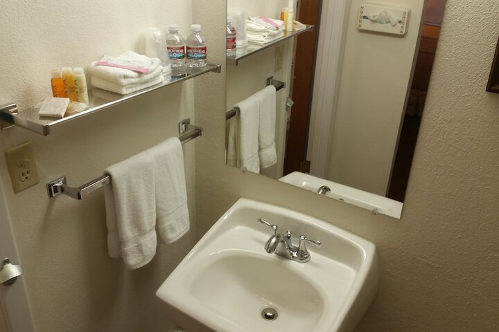 Room 7 of 37