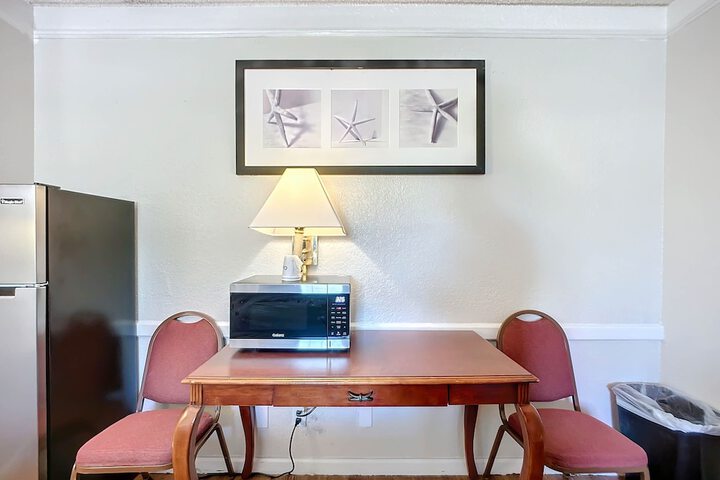Room 48 of 66