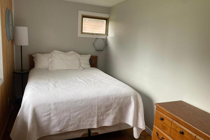 Merland Park Cottages and Motel