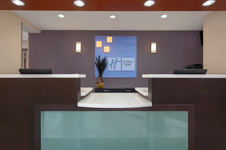 Holiday Inn Express Hotel & Suites Barrie by IHG