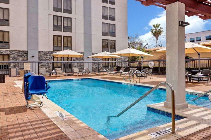 Pool 6 of 42