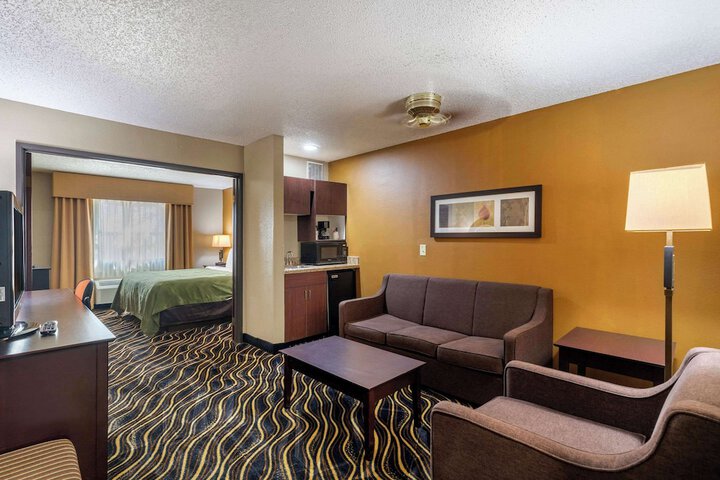Room 20 of 53