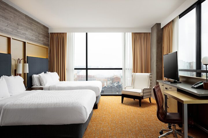 Room 53 of 97