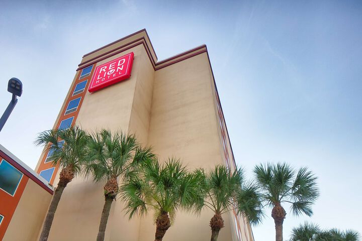 Hotel 8 of 76