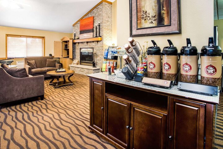 AmericInn by Wyndham Menomonie