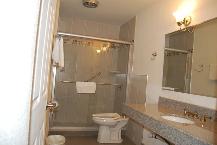 Room 21 of 24