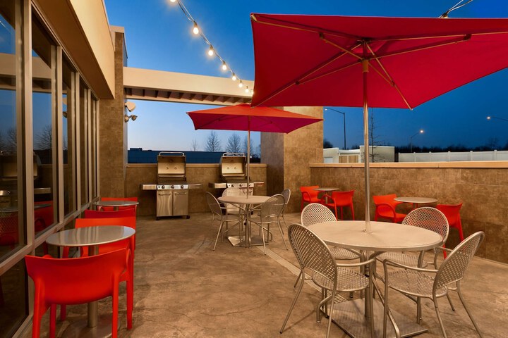 Home2 Suites by Hilton Baltimore / Aberdeen MD
