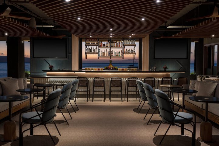 Lounge 199 of 247