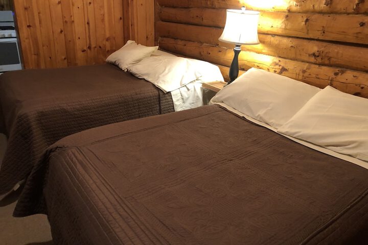 Carlo Creek Cabins