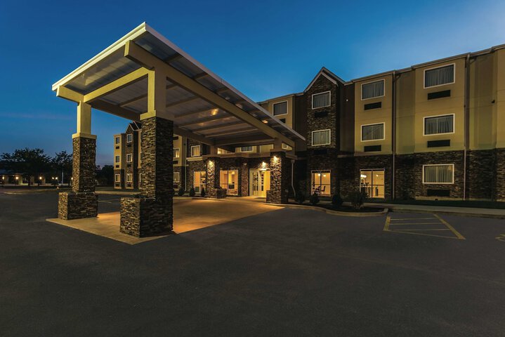 Hotel 2 of 31