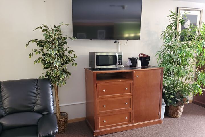 Room 31 of 43