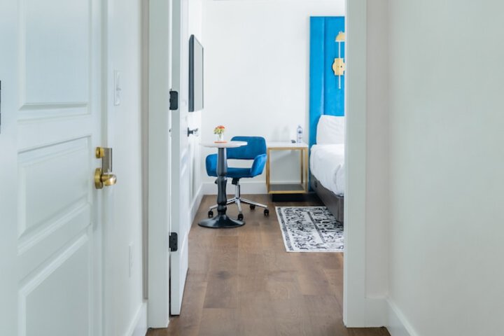 Room 47 of 72