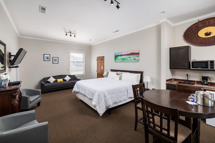 Room 73 of 279