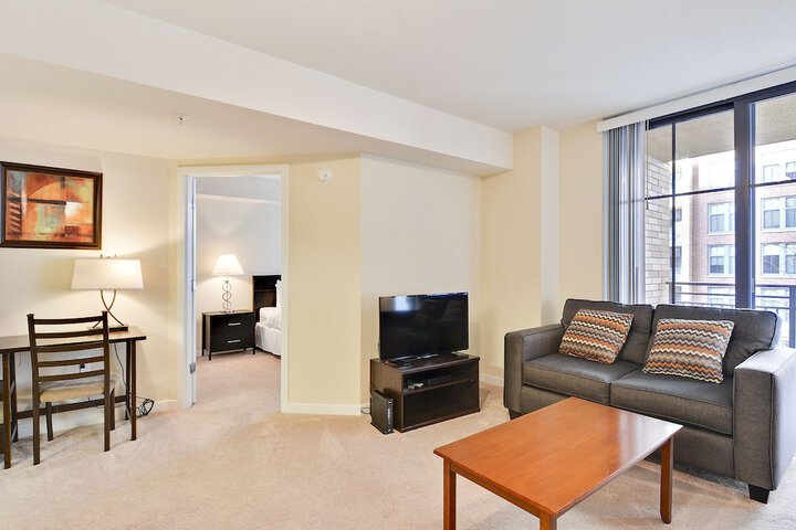 Room 18 of 26