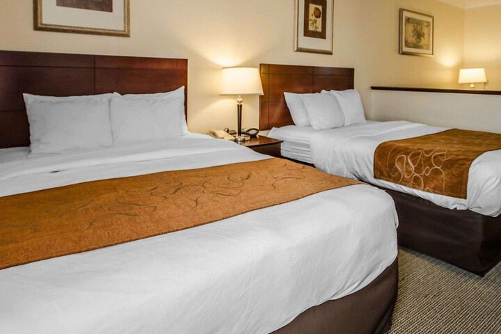 Quality Suites Jeffersonville - Louisville North