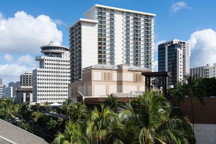 Moana Surfrider a Westin Resort & Spa, Waikiki Beach