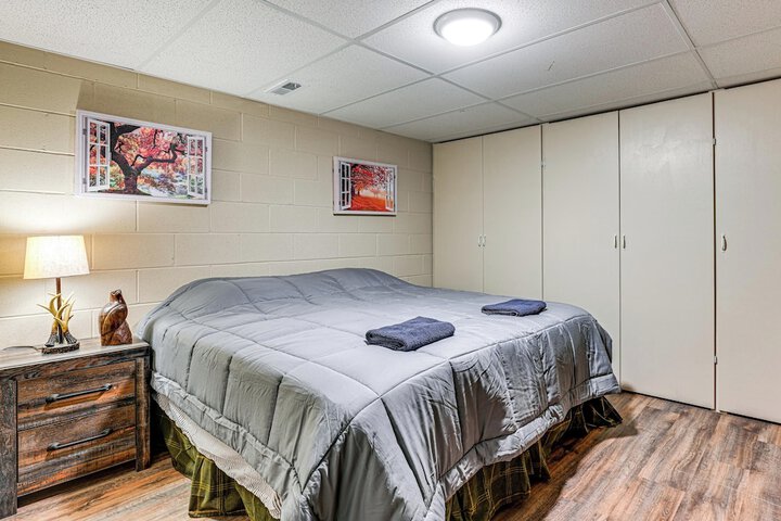 Cozy Cass City Retreat w / Spacious Deck!