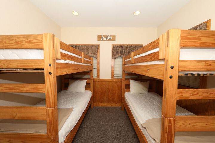 Room 25 of 36