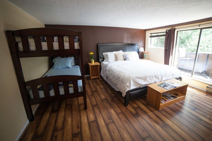 Room 17 of 48