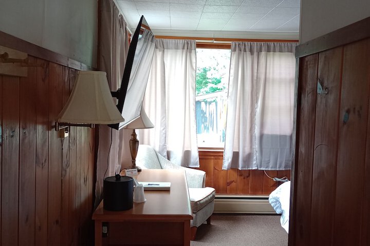 Room 34 of 45