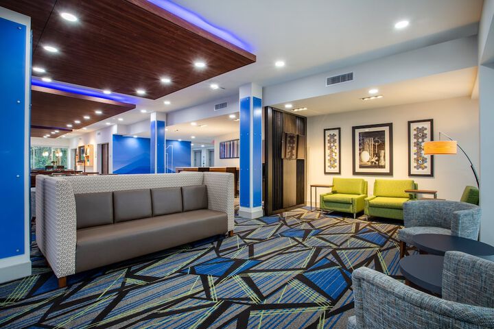 Hotel 6 of 36