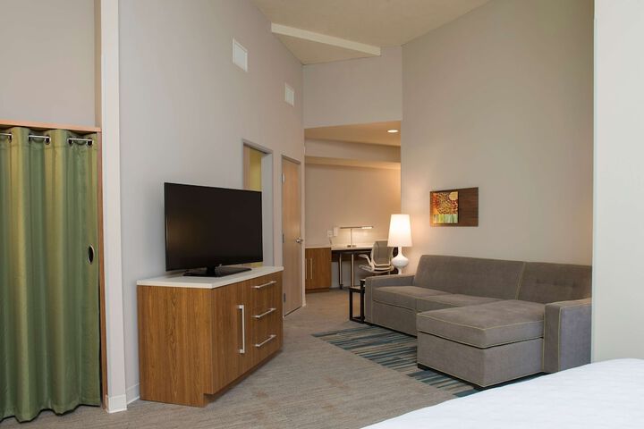 Room 17 of 25