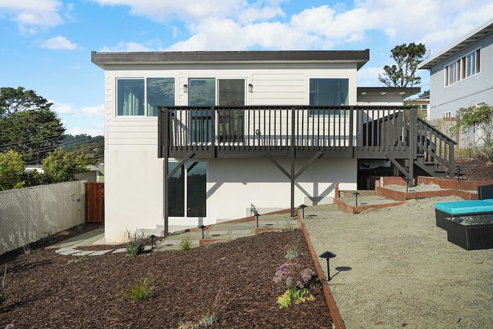 Oceanview Sunset View 3BR Luxe Home Yard