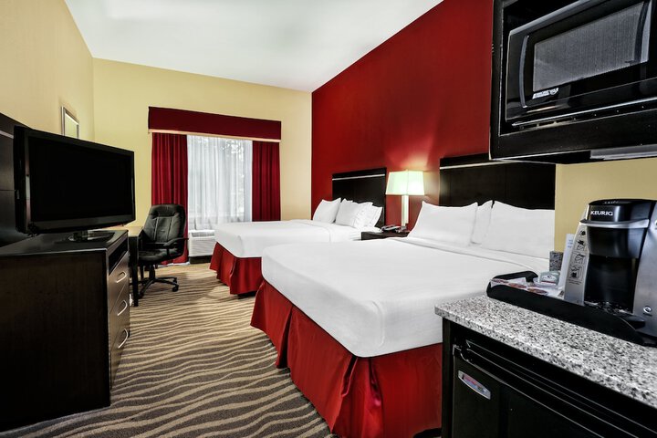 Room 17 of 46