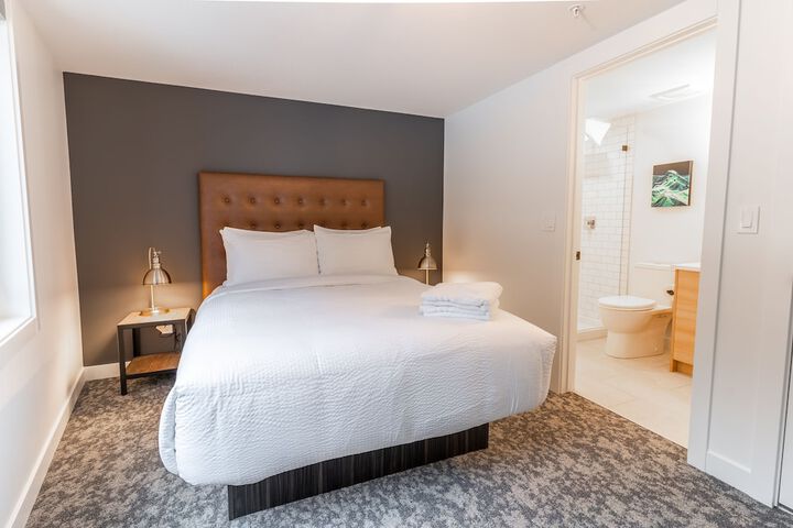 Room 15 of 35