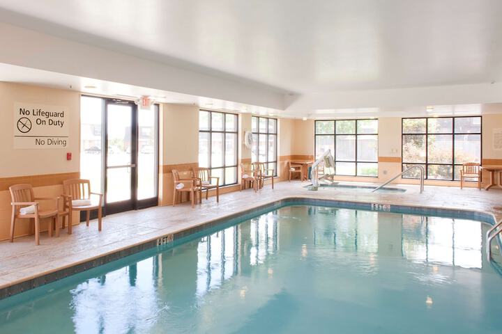 Hampton Inn & Suites Columbia at University