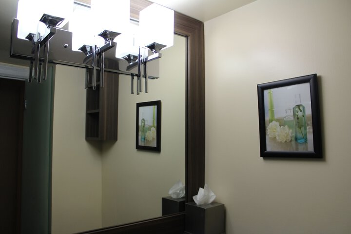 Room 15 of 34