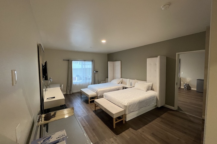 Aspire Inn & Suites Orange
