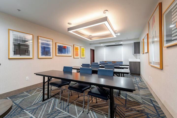Holiday Inn Express & Suites Frazier Park by IHG