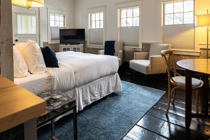 Room 46 of 72
