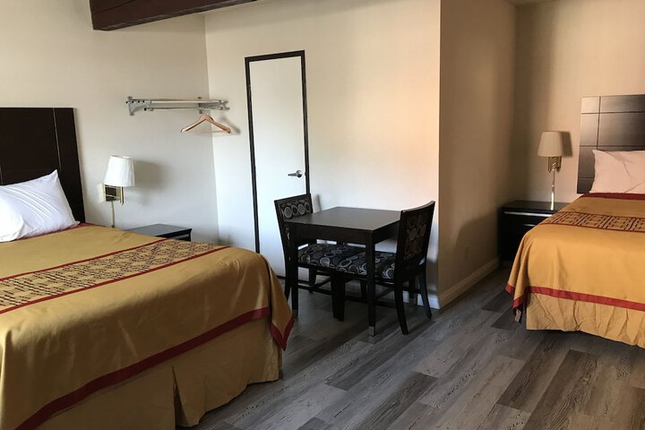 Manhattan Inn & Suites - LAX