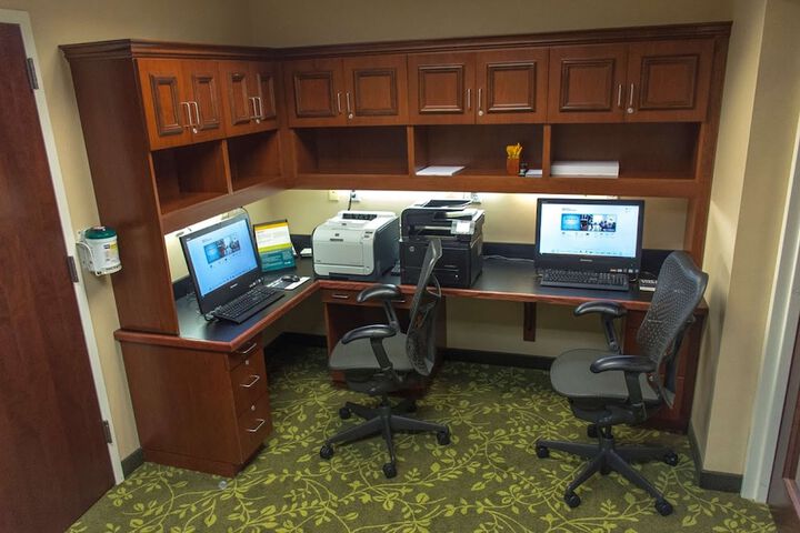 Business Center 72 of 72