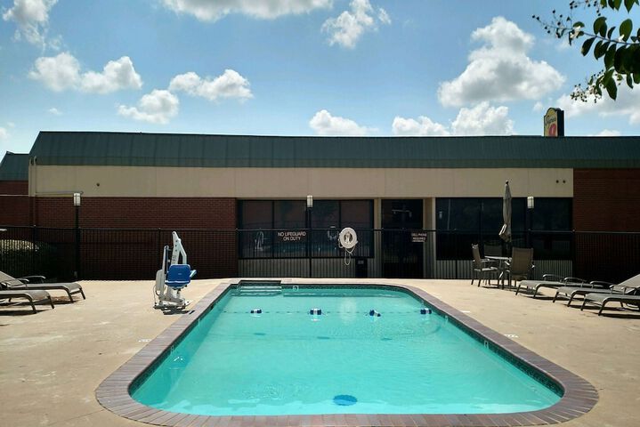 Super 8 by Wyndham Atoka