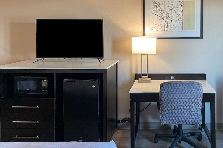 Room 41 of 67