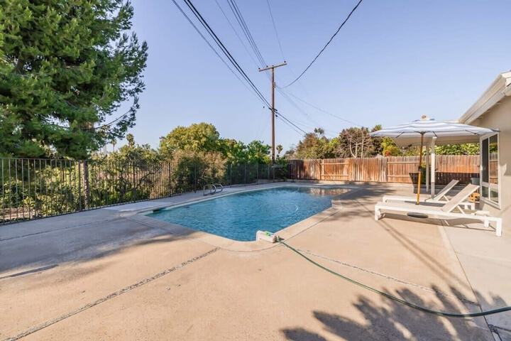 at Marbella Lane - Cozy Modern Home w / Relaxing Design & Pool