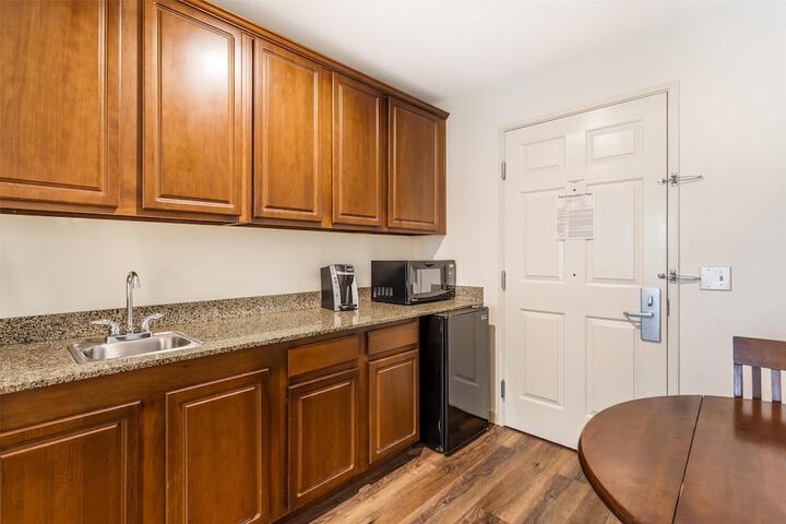 Best Western Plus Valdosta Hotel & Suites