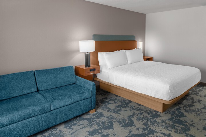 Hampton Inn Kansas City / Shawnee Mission
