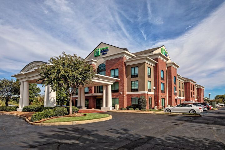 Hotel 7 of 48