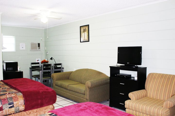 Room 47 of 79