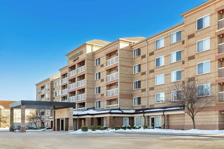 Courtyard by Marriott Cleveland Airport South