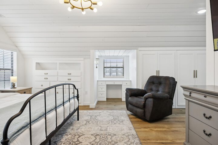 Fox Haven Retreat-modern Cabin-acres of Priv Land