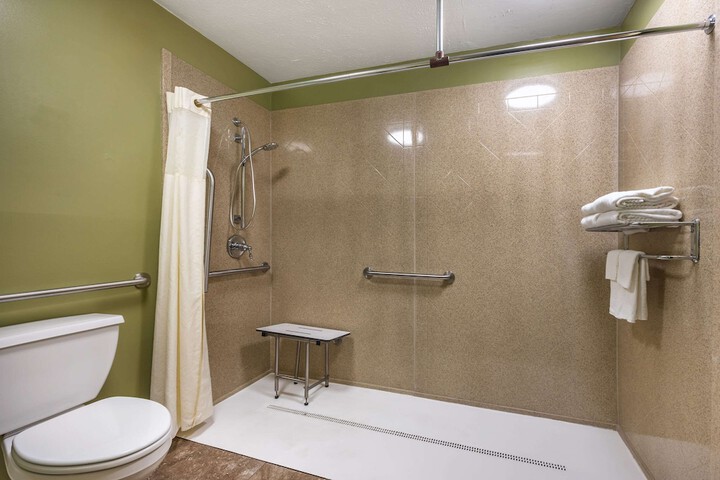 Quality Inn Paris