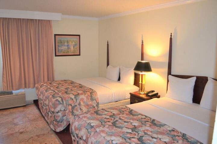 Room 7 of 23