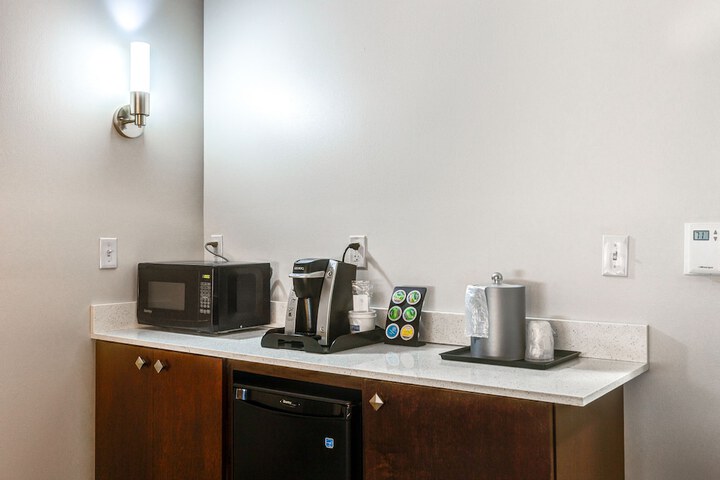 Holiday Inn Express Salinas by IHG