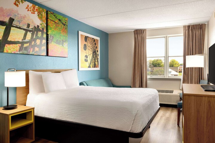 Days Inn by Wyndham Hershey