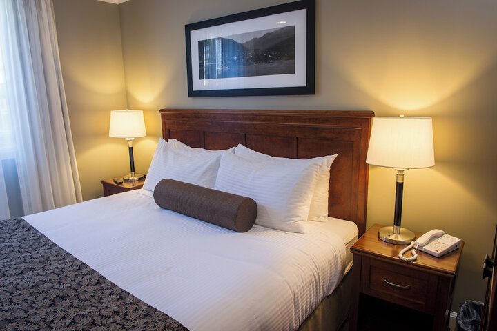 Hume Hotel & Spa